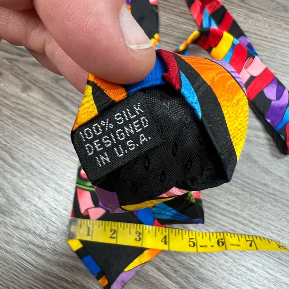 Rush Limbaugh No Boundaries Bright Abstract Pattern Tie - Picture 5 of 5